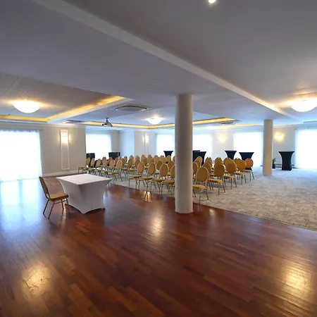 Ξενοδοχείο Focus Centrum Konferencyjne Λούμπλιν