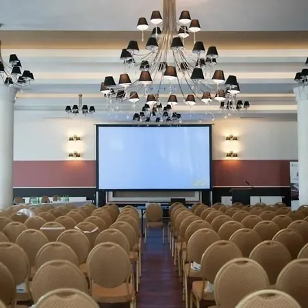 Focus Centrum Konferencyjne Λούμπλιν